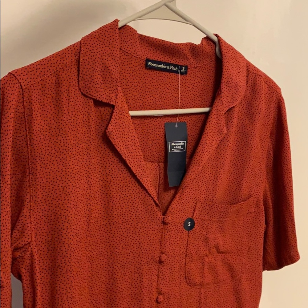 Button-up blouse